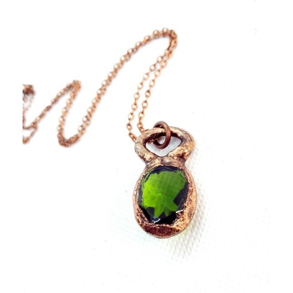 Green Crystal Necklace - Picture 8 of 12